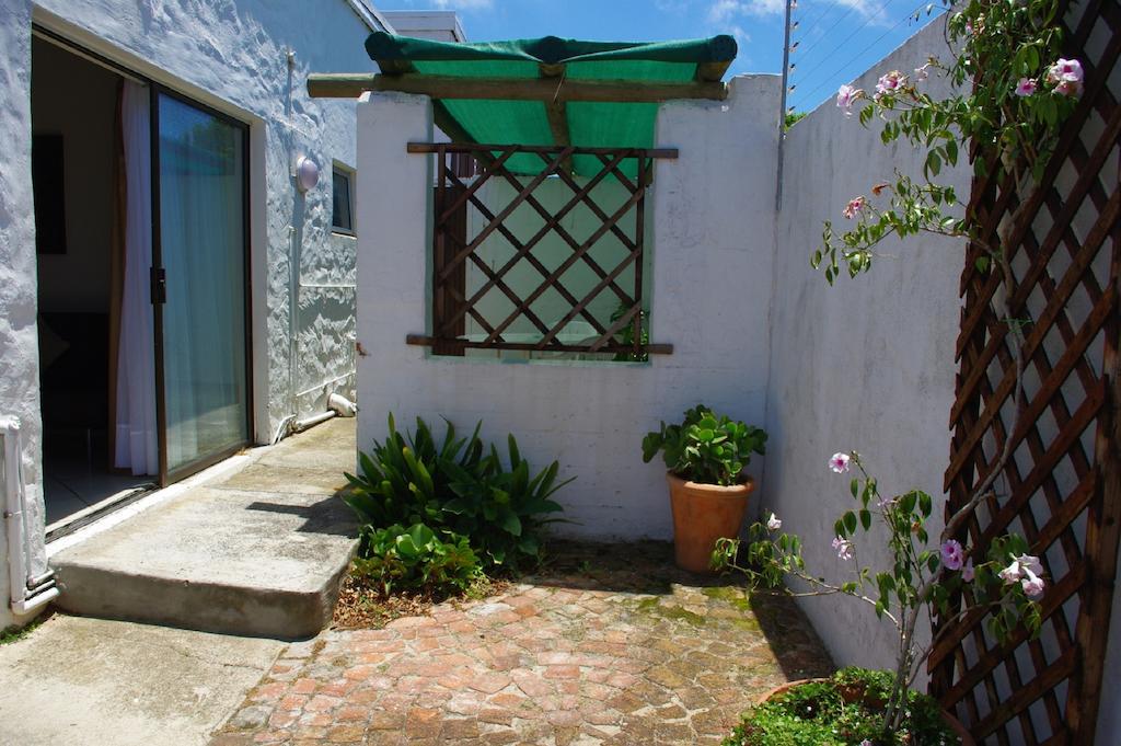 Aqua Marine Guest House Port Elizabeth Eksteriør bilde